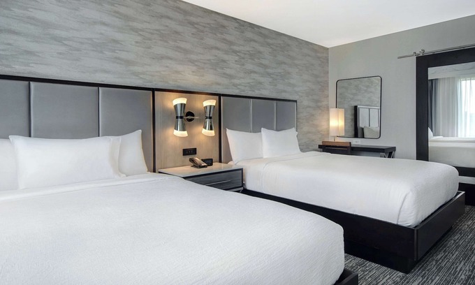 Alpharetta Hotel | Embassy Suites By Hilton Alpharetta Halcyon