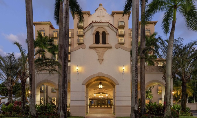 Seybold Hotel | Embassy Suites by Hilton Miami International Airport