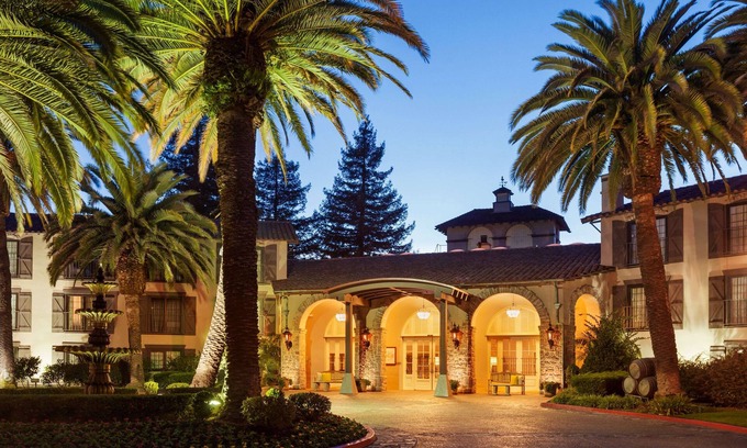 Napa Complejo | Embassy Suites by Hilton Napa Valley
