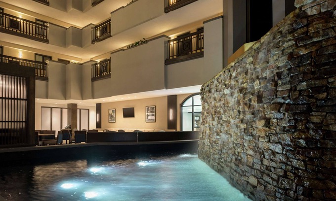 Alpharetta Hotel | Embassy Suites by Hilton Atlanta Alpharetta