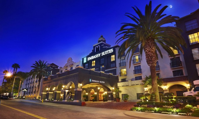 El Segundo Hotel | Embassy Suites by Hilton Los Angeles LAX South/El Segundo