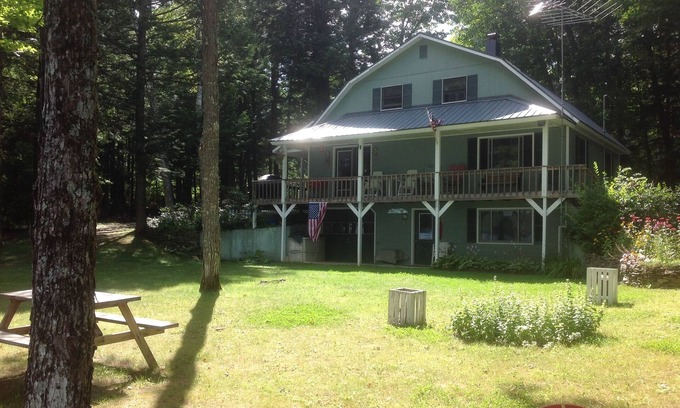 Embden Casa | Embden Pond Lakehouse Alquiler