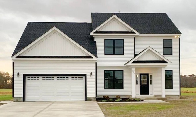 Elizabeth City Casa | Embrace Tranquility: A modern retreat home where serenity meets style