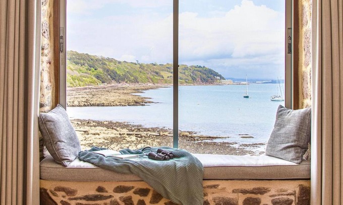 Cawsand Cabaña | Emelle, Kingsand, near the water's edge