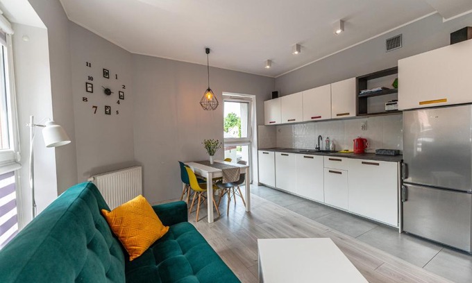 Szczawno-Zdroj Apartamento | Emerald Apartament przy deptaku