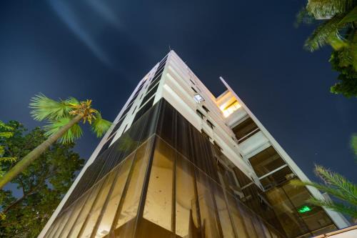 Uttara Hotel | Emerald Dhaka Luxury Hotel