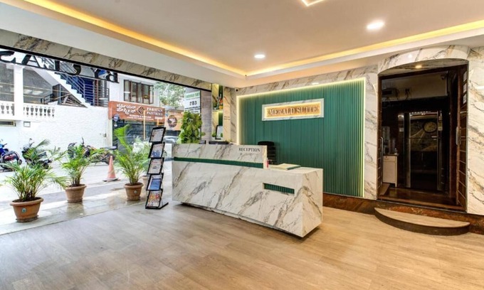 5th Block Hotel | Emerald Suites By Classio