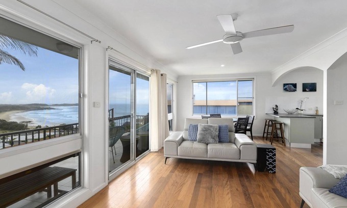 Emerald Beach Apartamento | Emerald Views Signal Street 9 - Stunning views of Emerald Beach