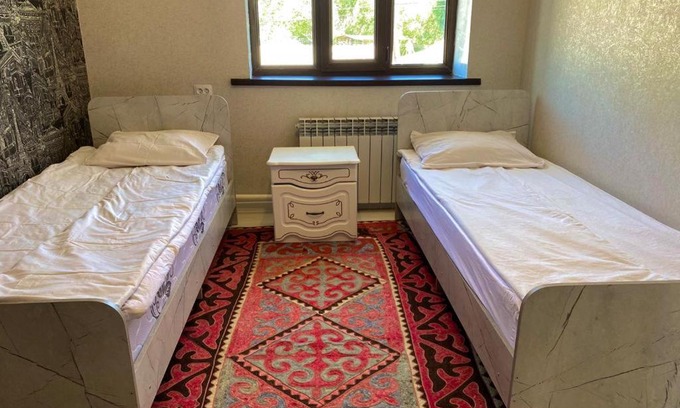 Kochkor Cama Y Desayuno | Emil Guest House