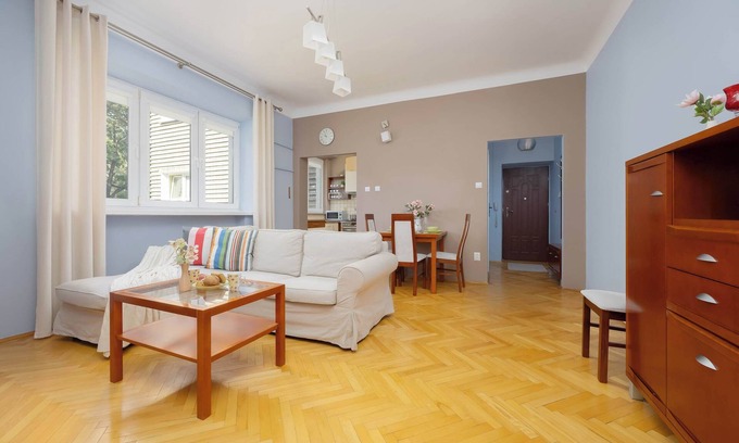 Rembertow Apartamento | Emilii Gierczak 6 | Warszawa | Klimatyczny Apartament | Smart TV