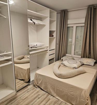 Drancy Cama Y Desayuno | Emmanuel INN 1