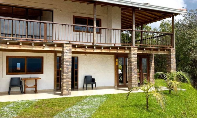 Envigado Casa | En un apartado de la Vereda Pantanillo se encuentra Casona Neblina ofrece confor