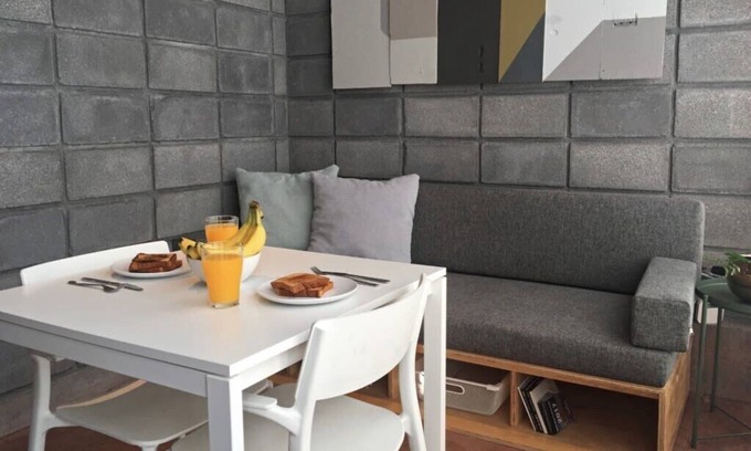 San Pedro Garza García Apartamento | Encantador loft 1Hab en San Pedro Centro, con cisterna