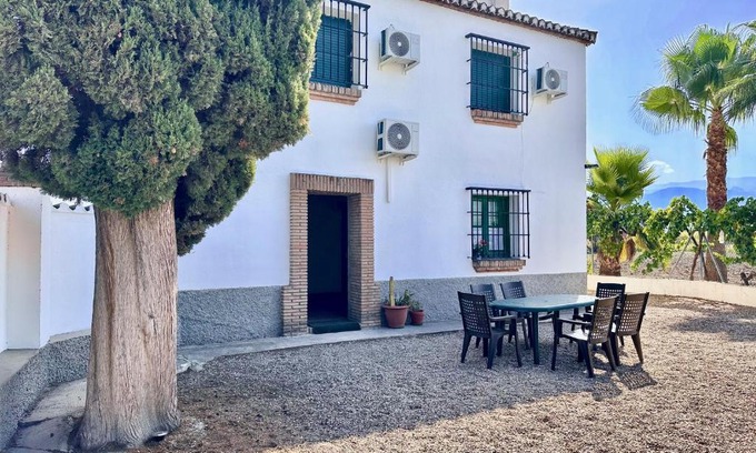 Churriana de la Vega Casa | Encantador Cortijo La Emiliana a 5 minutos del centro