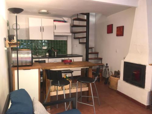 Piedralaves Casa | Encantadora casa en centro Piedralaves