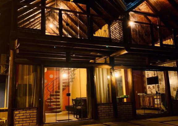 Praia da Armacao do Itapocoroi Chalet De Esquí | Encanto Chalés – 150m da Praia Grande – Penha – SC