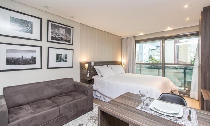 Reboucas Apartamento | Encanto e Requinte - Studio Central - 7th007