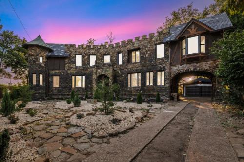 Cleveland Casa | Enchanted Castle - Your Royal Getaway Awaits