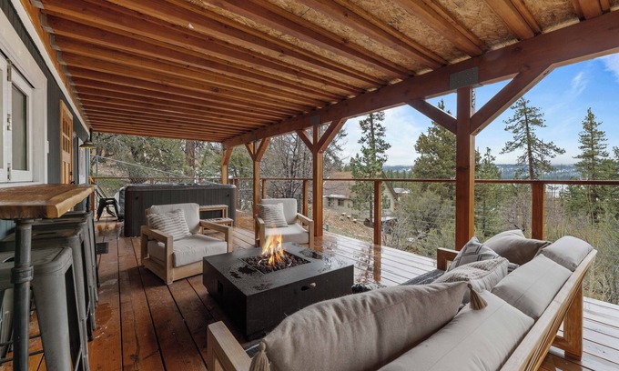 Fawnskin Cabina | Enchanted Hideaway