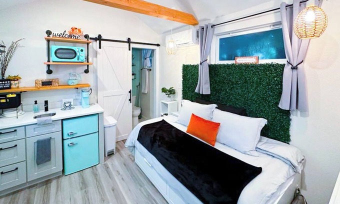 Winter Garden Apartamento | Enchanted TINY HOME near Downtown Winter Garden