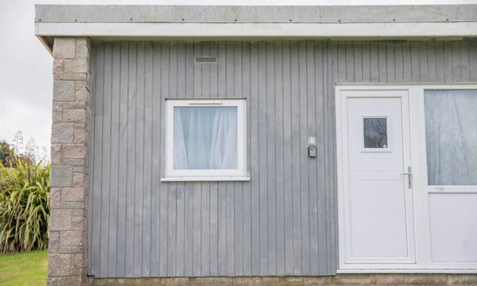 Bucks Cross Chalet De Esquí | Enchanting 2 Bedroom Coastal Chalet - Sea Views - Near Clovelly!