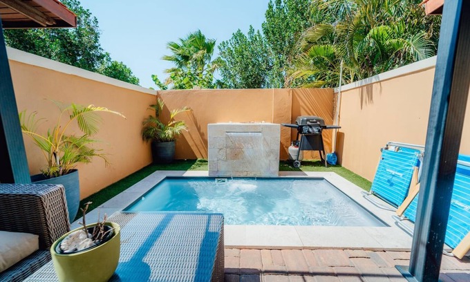 Gold Coast Casa | GOLD COAST BEAUTIFUL HOUSE WITH PRIVATE POOL