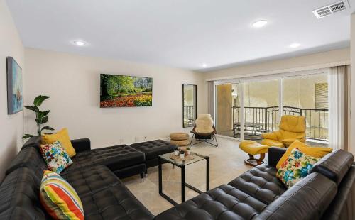 Corona del Mar Casa | Enchanting Iris - Close to Beach