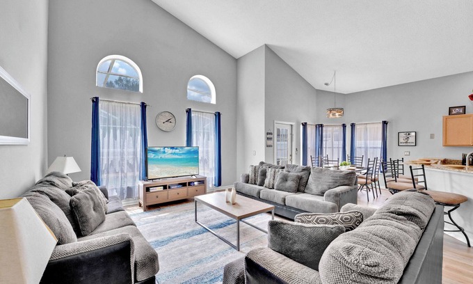 Lake Davenport Estates Casa | Enchanting Vacation Haven – Gorgeous 5 BDR w/ Private Pool, Close to Parks!