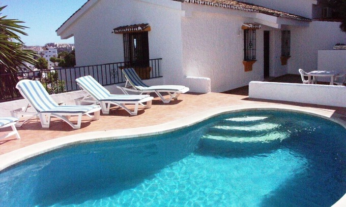 Benalmadena Costa Villa | Encantadora villa con piscina privada y vistas impresionantes, cerca de la playa.