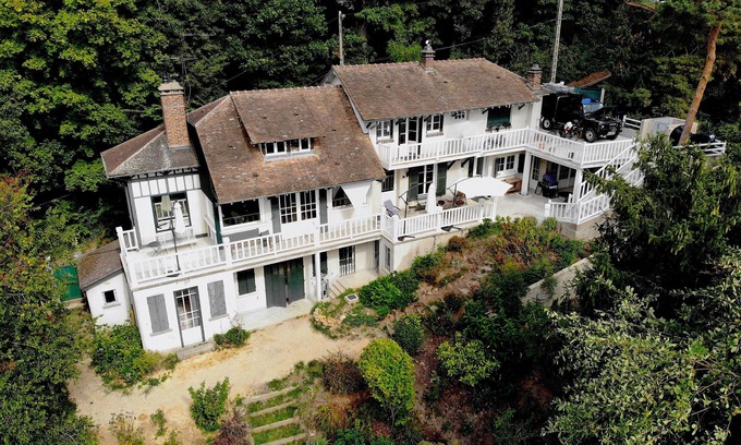 Jouy-en-Josas Casa | Enclos de Châtillon - Grand jardin, dépendance