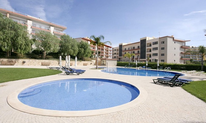 Albardeira Apartamento | Encosta da Marina 5i - 2 bedrooms, A/C and Communal pool, close to Lagos Marina