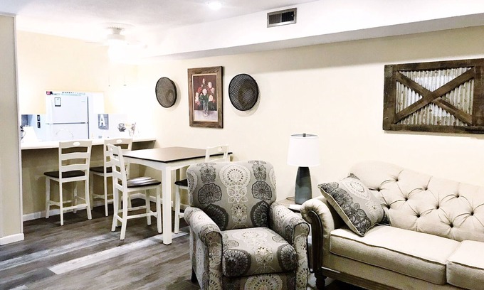 Fairfield Glade Casa | ✨Fairfield Glade TN casa adosada con cama king size; WiFI, terraza con parrilla