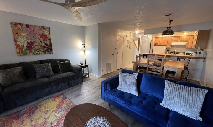 Fairfield Bay Condominio | Endless Fun: Pools, Golf Courses, Bowling, Mini Golf, 100+ Miles of Trails!