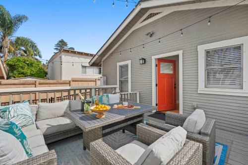 Ocean Beach Casa | Endless Summer Beach Cottage- In The Heart of OB