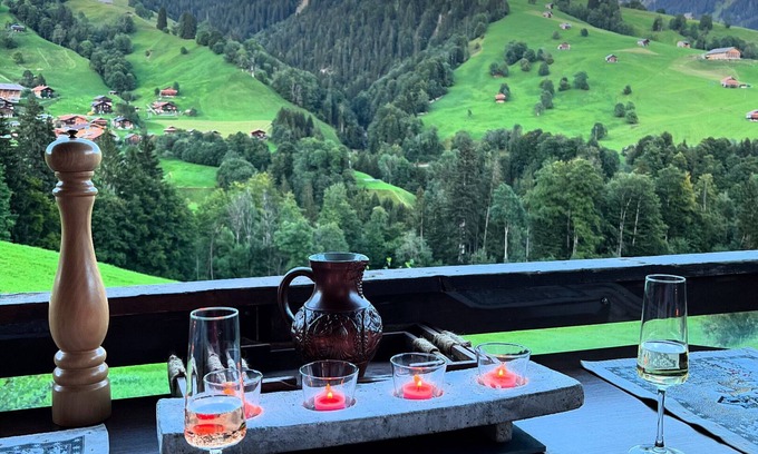 Ruedisbach Chalet De Esquí | Engel Ingold Lodge-Romantic place in the middle of the Swiss Alps-Hotel Services