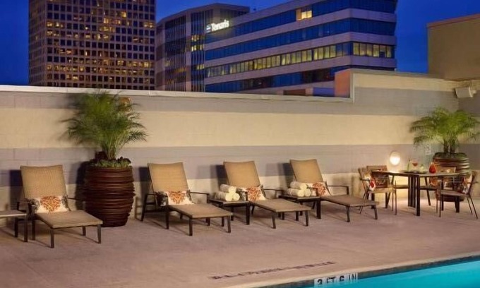 Uptown Hotel | Enjoy a Hassle-Free Stay! Close to Houston Arboretum and Nature Center, w/ Pool!