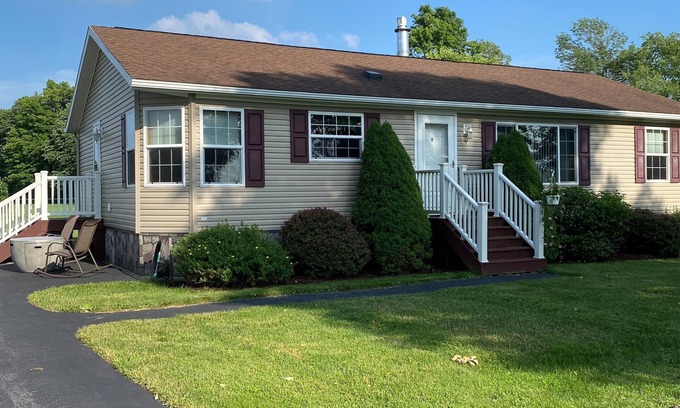 Richfield Springs Casa | Enjoy a peaceful and tranquil country setting