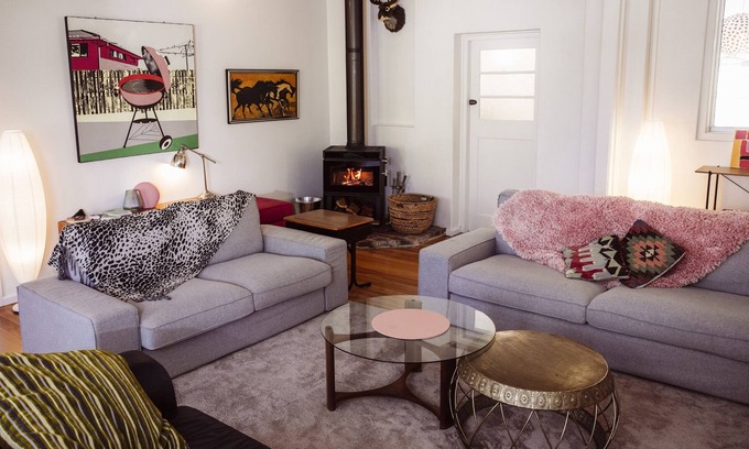 Mallanganee Casa | Enjoy a Relaxing Countryside Stay in the Rural Village of Mallanganee