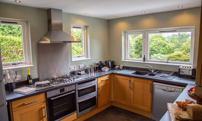 Hathersage Casa | Enjoy a relaxing getaway with your family & friends in the Peak District.