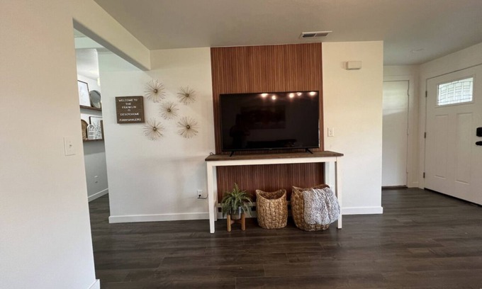 Tri-Cities Casa | Enjoy a stylish experience at The Franklin