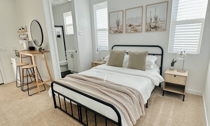 San Tan Valley Casa | Enjoy a wonderful experience at this centrally-located private casita