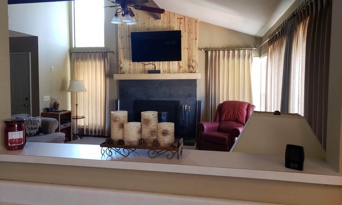 Plumas Eureka Estates Condominio | Enjoy all Seasons in beautiful Blairsden!