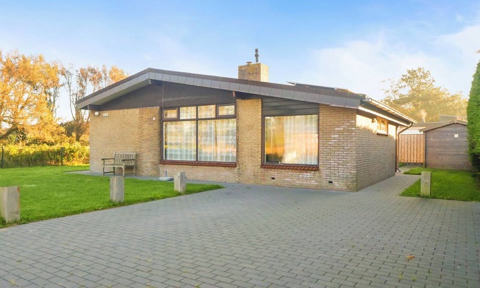 Julianadorp aan zee Casa | Enjoy an unforgettable beach vacation in vacation home Beau, right by the beach entrance in Julianadorp aan zee!