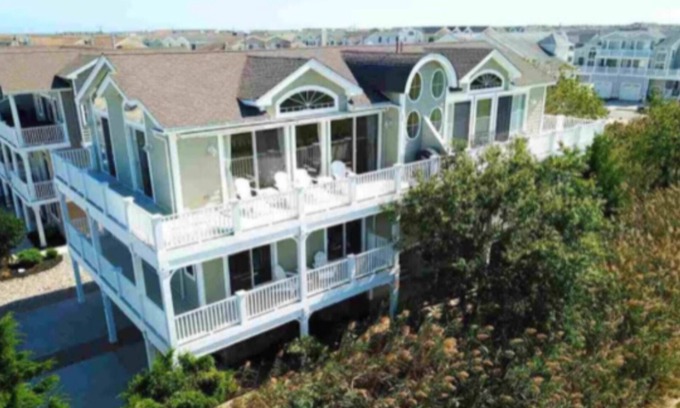 Sea Isle City Casa | Disfrute y relájese en el lujo con impresionantes vistas de la costa.