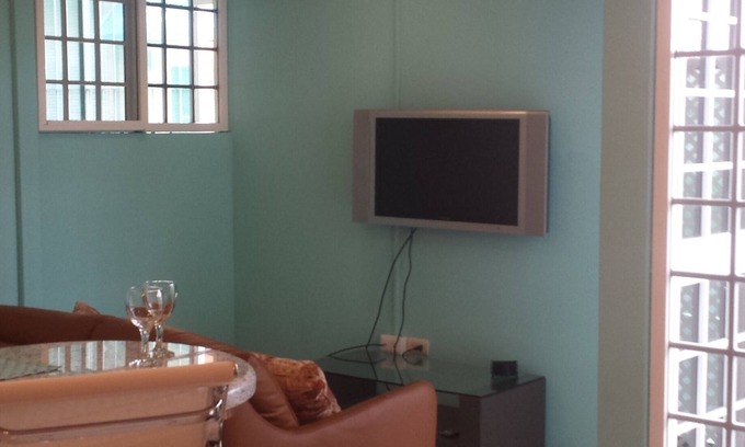 Ciudad Colon Apartamento | Enjoy beautiful weather in a wonderful space. Perfect for UPeace student/worker
