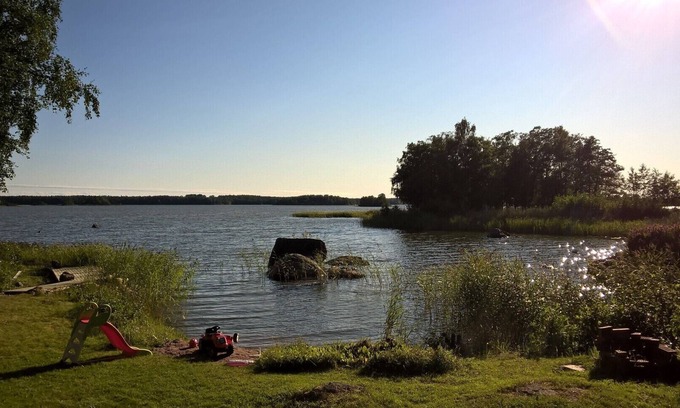 Rauma Cabaña | Disfrute de la naturaleza nórdica limpia en esta tranquila cabaña junto al mar