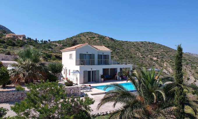Skala Villa | OFERTAS ESPECIALES disponibles para 2020 y 2021 para reservas de 2 semanas y parejas