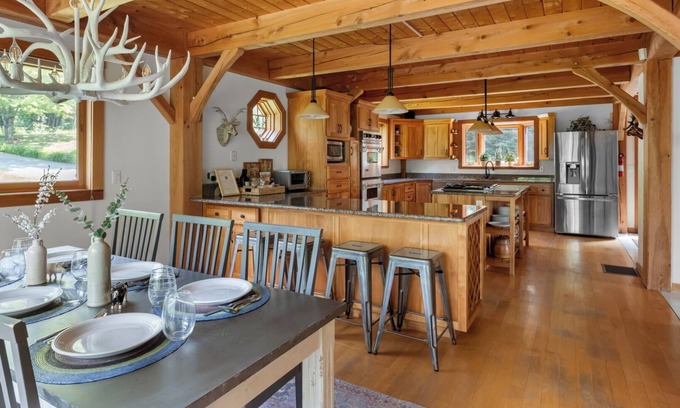 Lower Village Casa | Casa elegante del poste y de la viga en Stowe