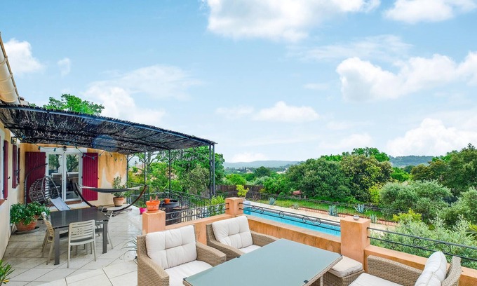 Seillons-Source-d'Argens Casa | Enjoy an enchanting holiday in a picturesque village in Provence.