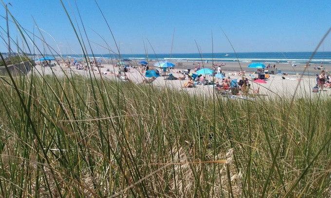 Waveland Casa | Enjoy Gorgeous Sunsets from Your Waterfront Beach Cottage